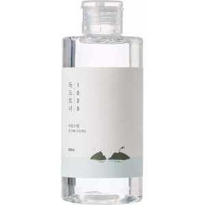 Round Lab Υγρό Τόνωσης 1025 Dokdo για Ξηρές Επιδερμίδες 200ml